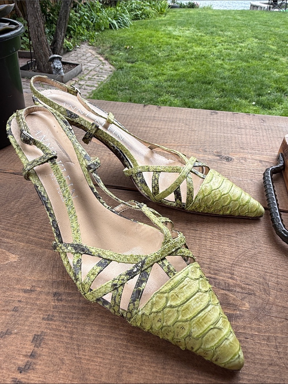 Lime Green Anne Klein Pointed Slingback Heels 8.5 Excellent Cond